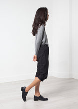 Load image into Gallery viewer, Woven Bermuda Short