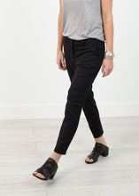 Load image into Gallery viewer, Stretch Fitted Pant in Black 2 level