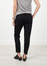 Load image into Gallery viewer, Stretch Fitted Pant in Black 2 level